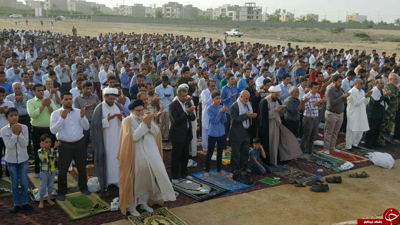 اقامه نماز عید فطر در سیستان و بلوچستان +تصاویر