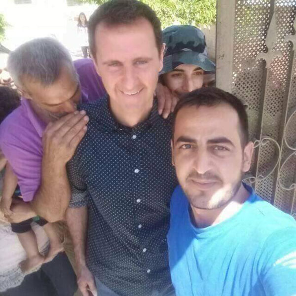 بشار اسد با خودروی شخصی به دیدار مجروحان سوری رفت +فیلم بشار اسد با خودروی شخصی به دیدار مجروحان سوری رفت +فیلم