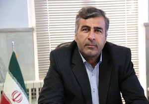 شسشتوی علائم رانندگی جاده های مرکز استان