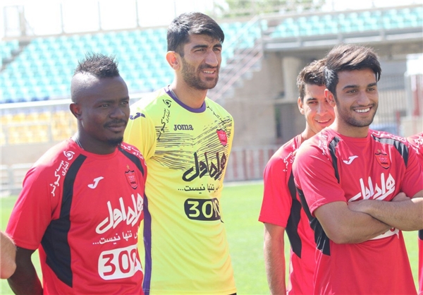 حضور ملی پوشان در تمرین صبح پرسپولیس/هنوز خبری از طارمی نیست