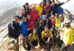 صعود کوهنوردان نوش آبادی به قله سنبران لرستان