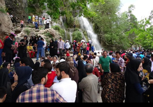 بازدید بیش از 150هزار نفر گردشگر  از نیاسر کاشان