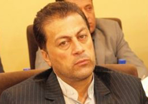 تجهیز اماکن ورزشی و بازسازی استخر در لارستان