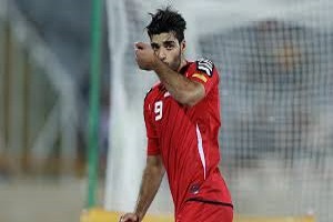 پرونده انتقال طارمی به پانیونیوس باز است/ پرسپولیس چاره ای جز فروش مهدی ندارد
