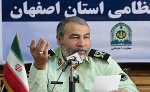 کشف مقادیری اسلحه جنگی و شکاری در استان کرمان/تیراندازی جشن عروسی را در چابهار به عزا تبدیل کرد/کاربردی نبودن سگ های زنده یاب در عملیات دز/حمله خرس به مرد الموتی+عکس