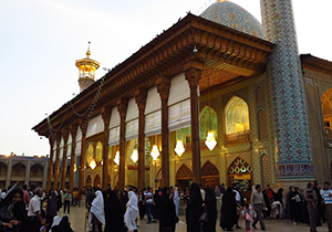 برگزاری مراسم پیاده روی بانوان در شیراز
