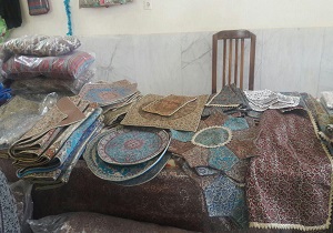 افتتاح اولین نمایشگاه تخصصی صنایع دستی بانوان هنرمند در اردکان