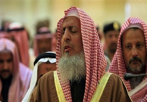 مفتی اعظم عربستان: درخواست‌ها برای بین‌المللی شدن اداره حرمین شریفین اظهاراتی گمراه‌کننده است
