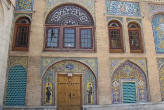 آرشیو کاخ گلستان به عمارت باب عالی می رود
