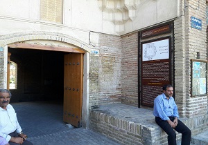 نصب تابلوی اطلاع رسانی بناهای تاریخی در استان سمنان