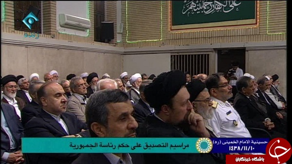اقدام عجیب احمدی نژاد در مراسم تنفیذ روحانی + تصاویر