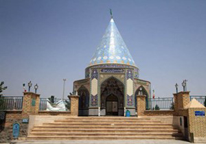 جشن تکریم امامزادگان در جوار امامزاده احمد (ع) روستای خفر نطنز