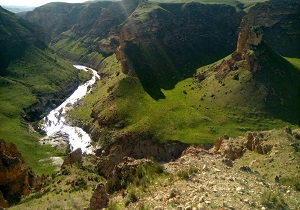طبیعت زیبای دره زرشکه + فیلم