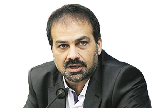 فقط فدراسیون فوتبال در مورد شجاعی و حاج صفی تصمیم گیرنده است