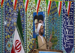 دولت با گزینش افراد مناسب به مشکلات اقتصادی و معیشتی مردم اقدام کند