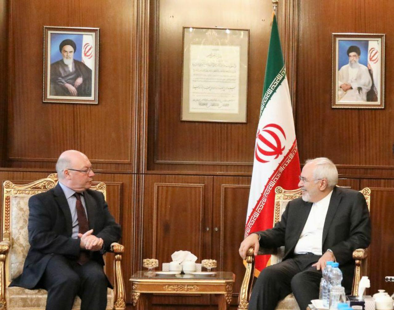 معاون وزیر امور خارجه انگلستان با محمد جواد ظریف دیدار و گفتگو کرد