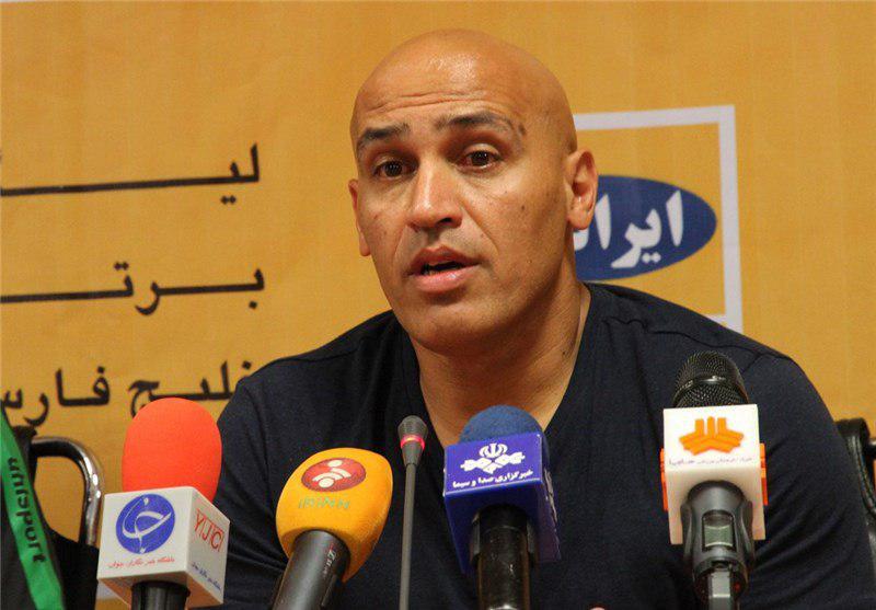 منصوریان: داور 2 پنالتی حتمی را برای استقلال نگرفت