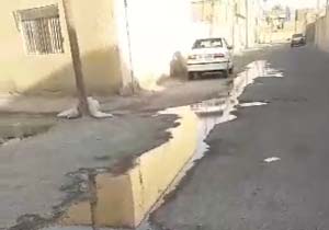 جاری شدن فاضلاب در خیابان! + فیلم