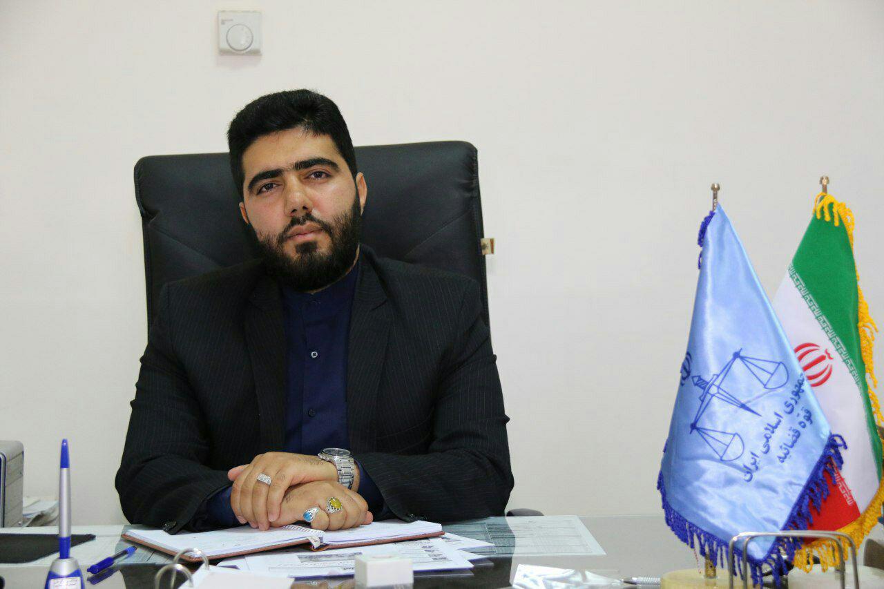 توقف خودروی قاچاقچیان به ضرب گلوله پلیس