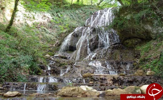 آبشار زیبای 