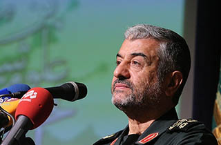 علت غیبت سرلشگر جعفری در مراسم تحلیف روحانی در مجلس