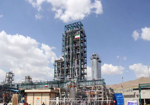 ایجاد صنایع پایین دستی پتروشیمی در مهاباد