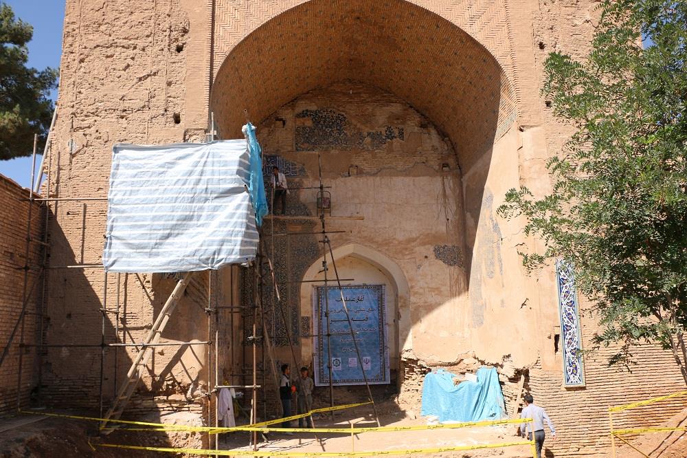خریداری ۶ ملک اطراف بنای قبه سبز