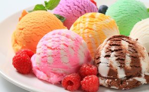 تشدید نظارت بر واحدهای عرضه آبمیوه و بستنی