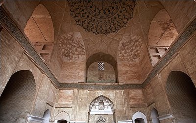 تخت درگاه قلی بیگ بنای منحصر بفرد در کرمان