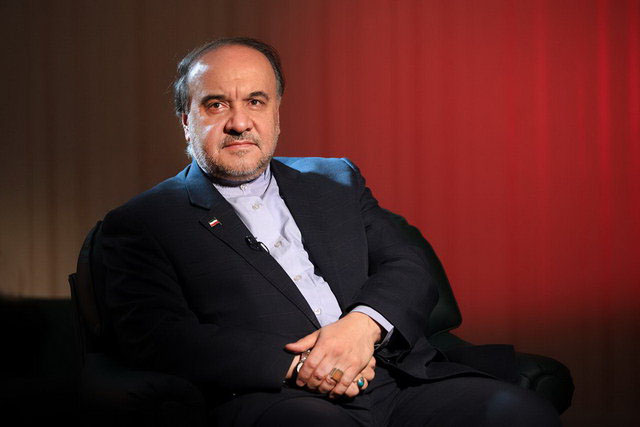 سکان کشتی به گل نشسته امور جوانان در دست سلطانی فر باقی می ماند