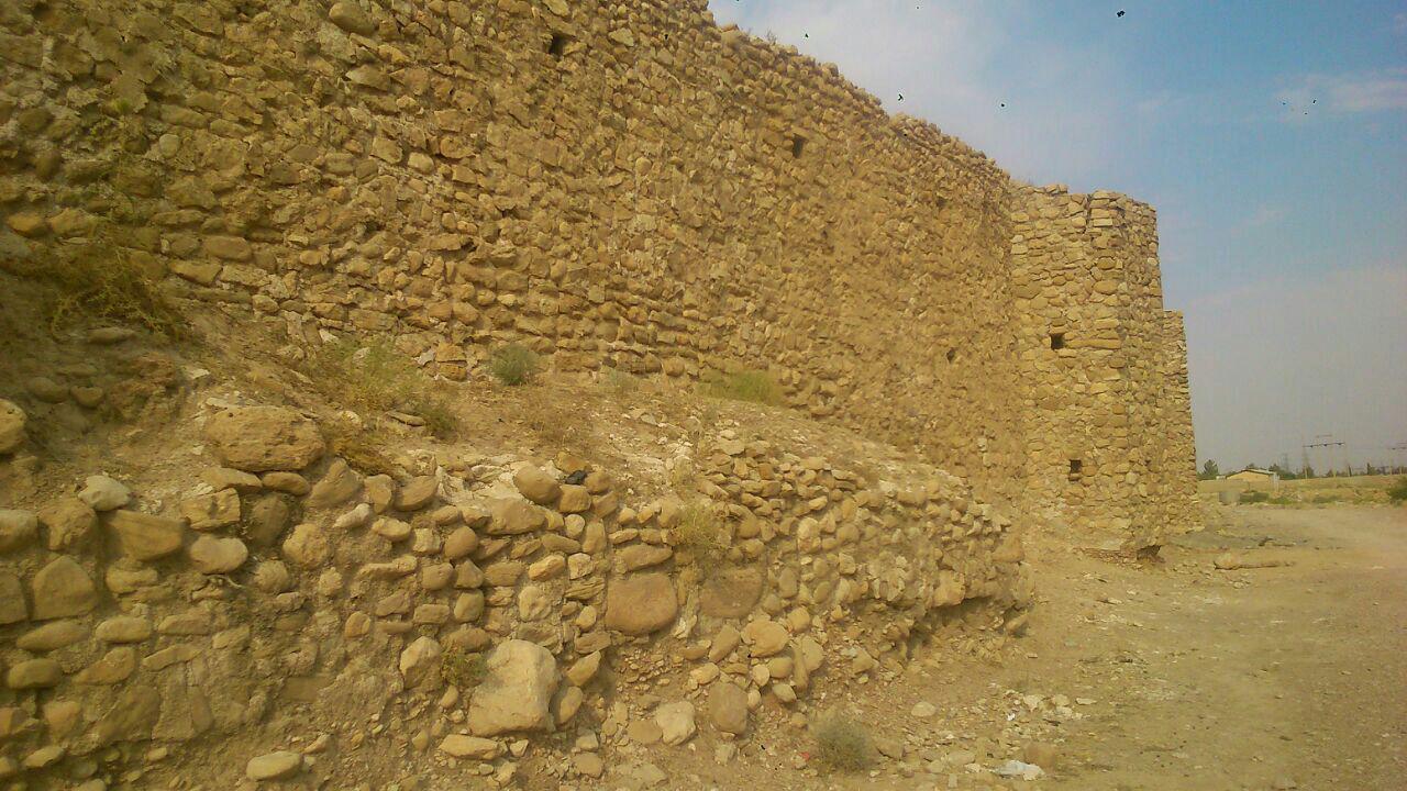 بی توجهی به کاروانسرای چنار + تصاویر