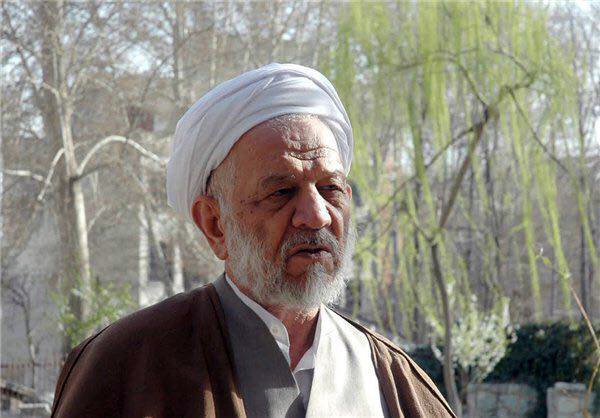 مراسم یادبود آیت الله مروارید برگزار شد