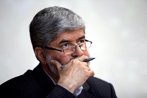 دفاع علی مطهری از سلفی نمایندگان با موگرینی