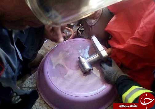 چرخ گوشت انگشتان پسر بچه ۲ ساله را بلعید + تصاویر