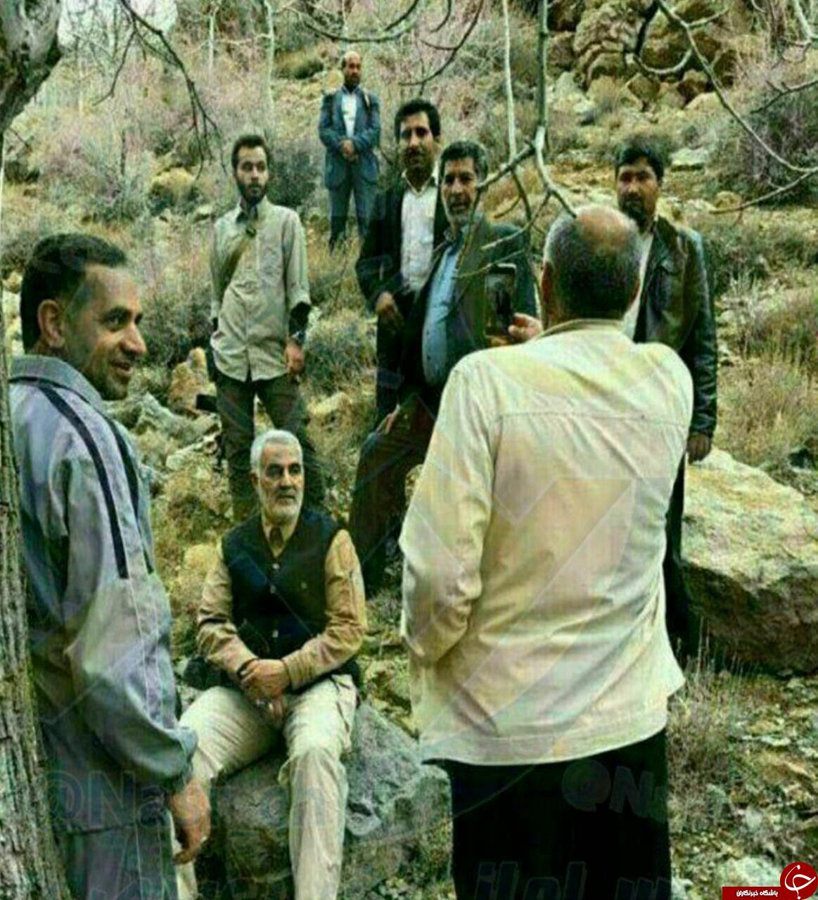 عکس دیده نشده سردار سلیمانی در حال کوهنوردی +عکس