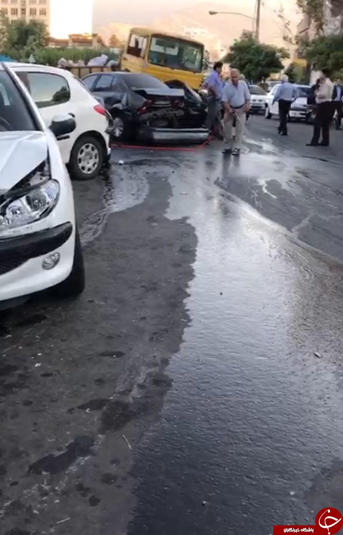 خاور بدون راننده حادثه ساز شد + تصاویر
