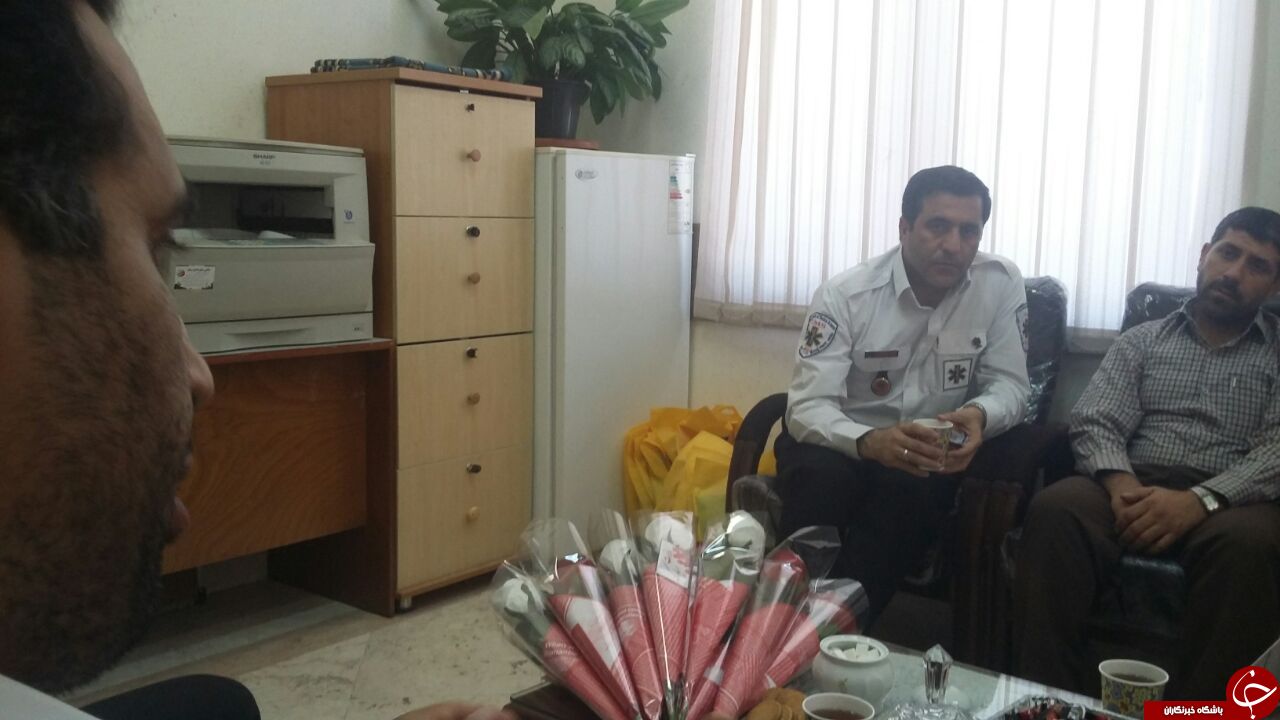 بازدید رئیس مرکز اورژانس قم از باشگاه خبرنگاران جوان+تصاویر