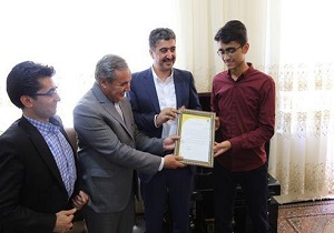 کسب ۳۶ رتبه کنکور زیر هزار توسط دانش آموزان اردبیل