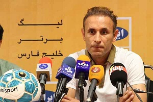 گل محمدی: تراکتور در بحث نقل و انتقالات قربانی شد/ دیدار سختی مقابل استقلال در پیش داریم