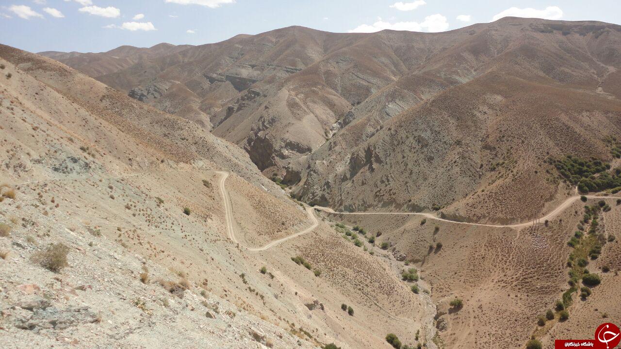 دشواری ترد از جاده&zwnj;های کوهستانی صعب&zwnj;العبور در فیروزکوه + تصاویر