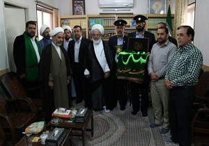 دیدار خادمان حضرت معصومه (س) با آیت الله ناصری