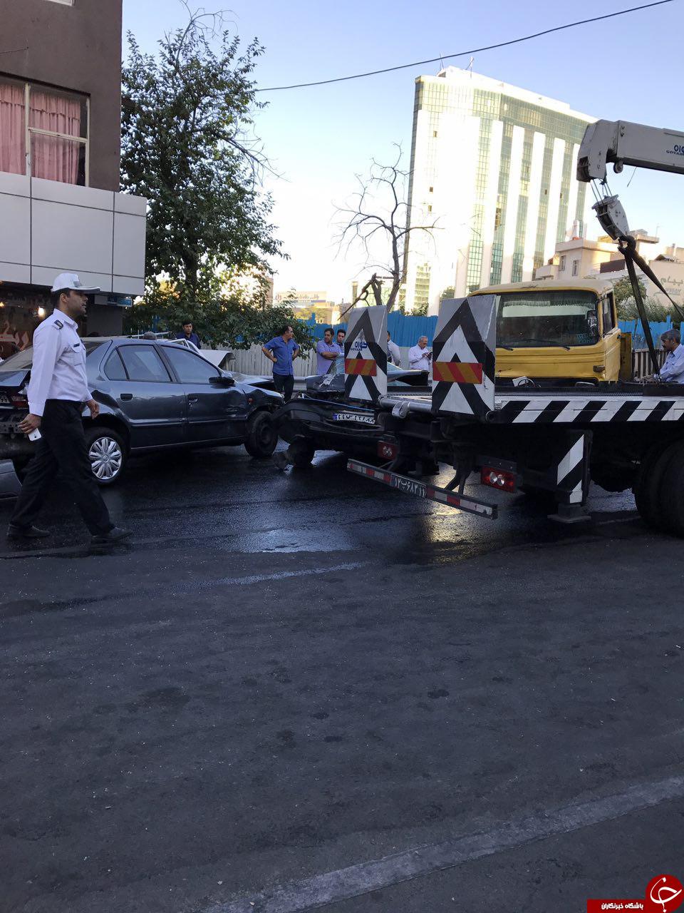 از آتش گرفتن برج آناهیتا در خیابان آفریقا تا حادثه ساز شدن خاور بدون راننده در پایتخت + فیلم و تصاویر
