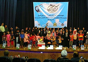 قدردانی از مادران و همسران شهدای مدافع حرم گلستان / حضور همسر و فرزند شهید رضایی نژاد