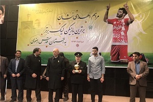 طارمی:شهیدان مدافع حرم مظلوم هستند/با توسل به ائمه اطهار و دعای مادرم به این جایگاه رسیدم