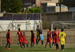 پیروزی تیم فوتبال پرسپولیس حاجی خوش مهاباد مقابل تیم محمدیار