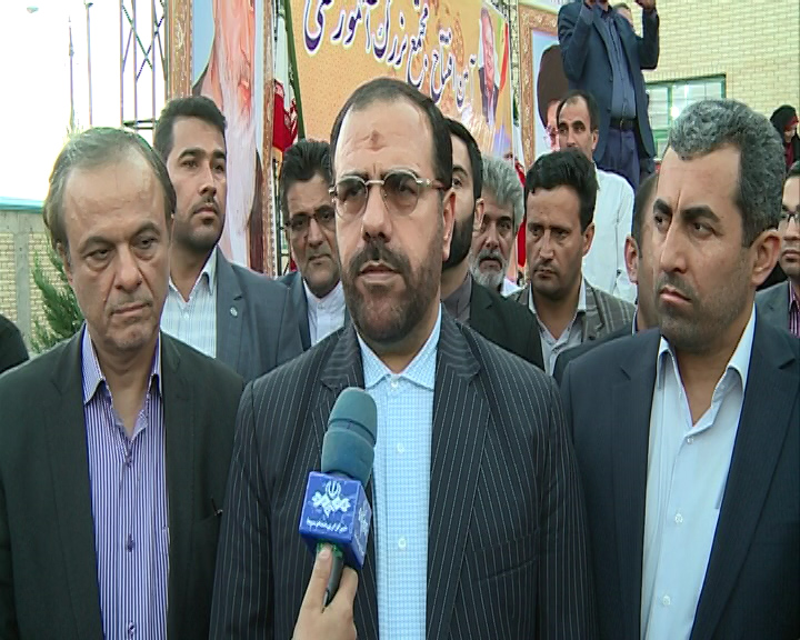 همکاری و تعامل نزدیک دولت و مجلس برای حل مشکلات کشور