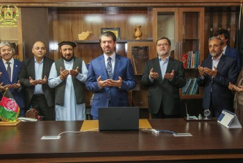 جوانان هر منطقه تماشاچی فجایع نباشند و به پا خیزند/ مخالفان سیاسی حکومت وخامت اوضاع را درک کنند