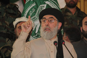 حزب اسلامی: در جنگ با طالبان از داعش حمایت می کنیم