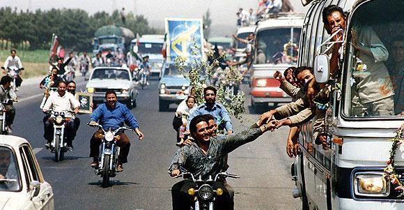 سالروز بازگشت پرستوها به ایران همیشه سربلند
