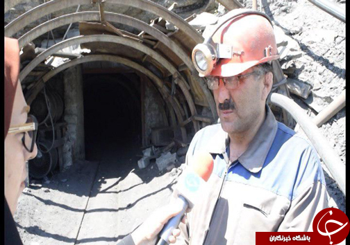 کارگران معدنی هر روز صبح برای کسب روزی حلال دل به اعماق هزار متری کوه&zwnj;ها می&zwnj;زنند.